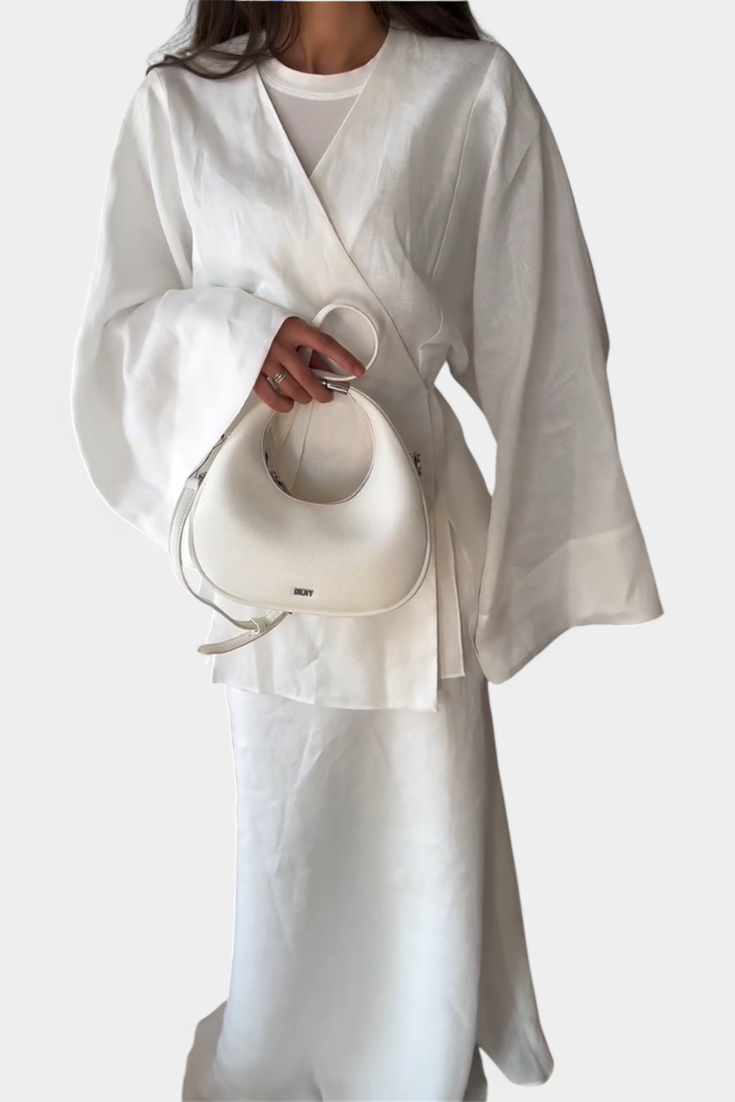 Zelda Conjunto de Camisa Escote en V y Falda con Abertura